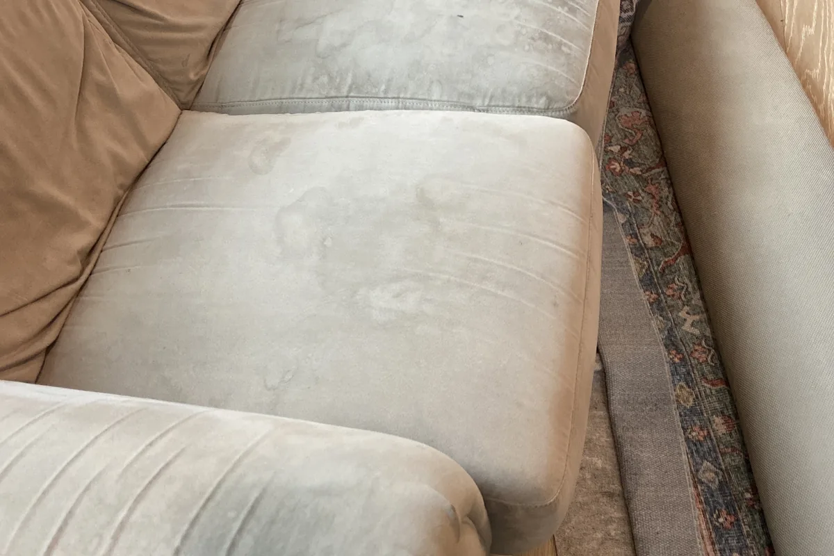 Stained carpet before cleaning in Chicago